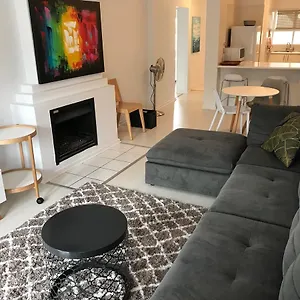  Apartment De Waterkant Piazza