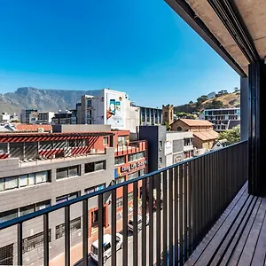  Apartment 411 The Signature, De Waterkant